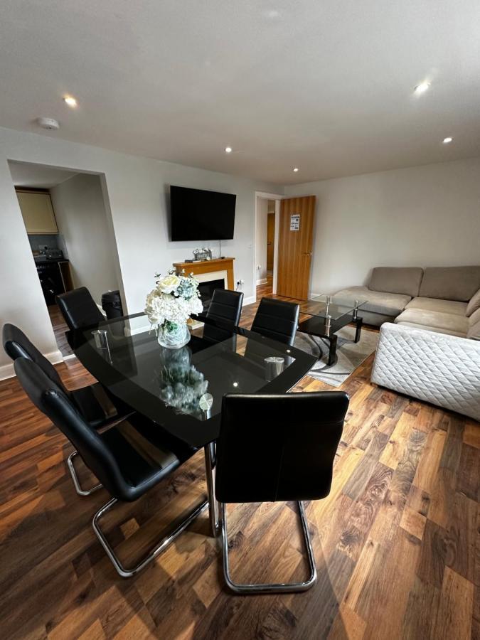 Two Bedroom Flat Town Centre كول شيستر المظهر الخارجي الصورة